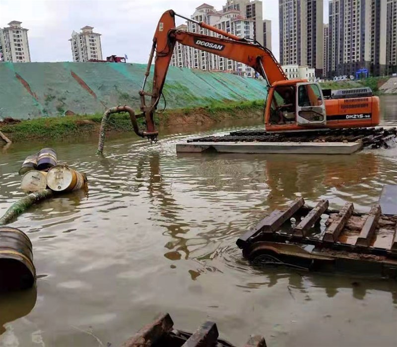 國(guó)內(nèi)對(duì)于水陸挖掘機(jī)出租項(xiàng)目還是非常接受的